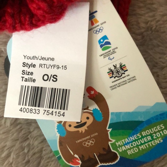 Mittens! - Picture 3 of 3